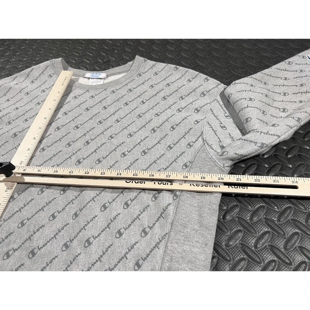 Champion Sweater Adult Medium Gray Reverse Weave Crewneck Sweatshirt Men's